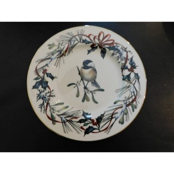 Lenox Wintergreetings Chickadee 9" salad plate Retired - Picture 1 of 2